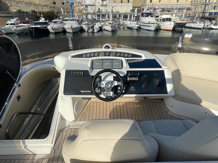 Princess 67 Flybridge image