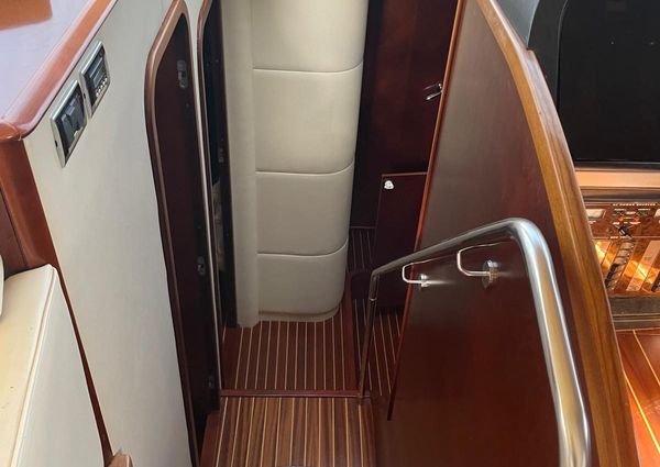 Princess 67 Flybridge image