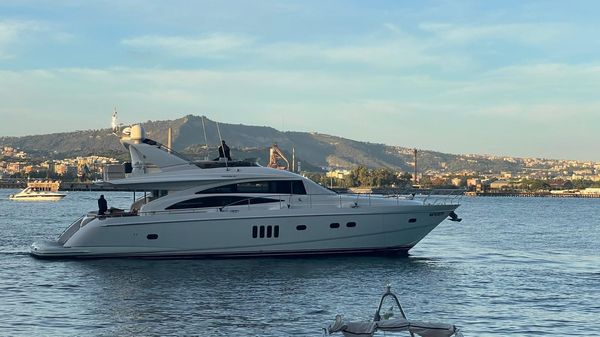 Princess 67 Flybridge