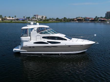 Cruisers Yachts 415 Express Motoryacht image