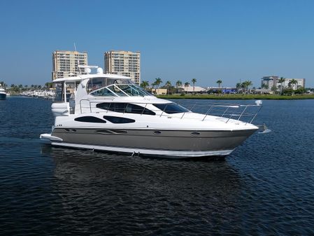 Cruisers Yachts 415 Express Motoryacht image