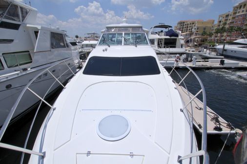 Cruisers Yachts 415 Express Motoryacht image