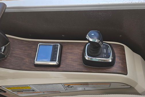 Premier 310 Escalante image