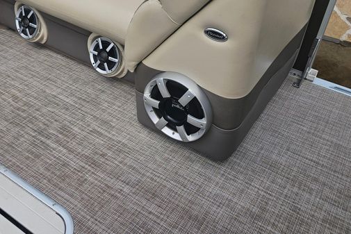 Premier 310 Escalante image