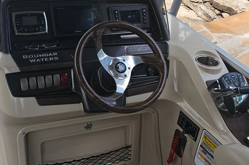 Premier 310 Escalante image