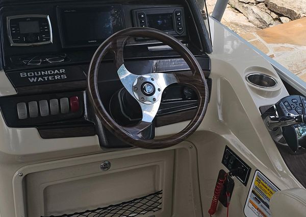 Premier 310 Escalante image