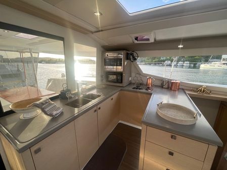 Fountaine Pajot Helia 44 image