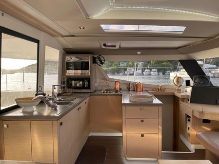 Fountaine Pajot Helia 44 image