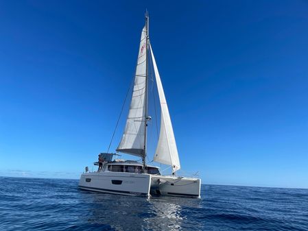 Fountaine Pajot Helia 44 image