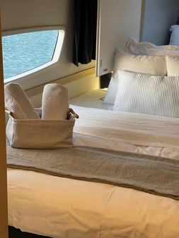 Fountaine Pajot Helia 44 image