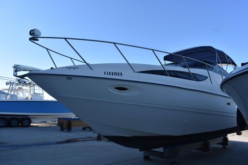 Bayliner 305 image