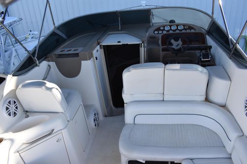 Bayliner 305 image