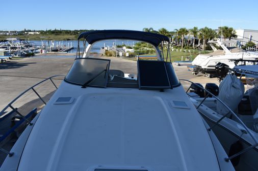 Bayliner 305 image