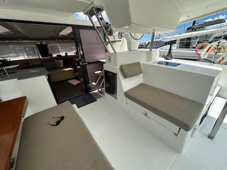 Fountaine Pajot Helia 44 Evolution image