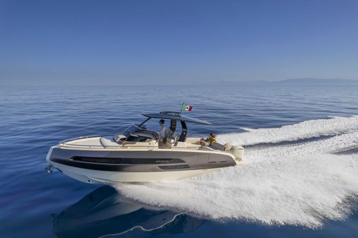 Invictus 320GTS image