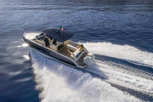 Invictus 320GTS image