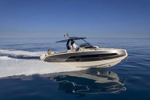 Invictus 320GTS image