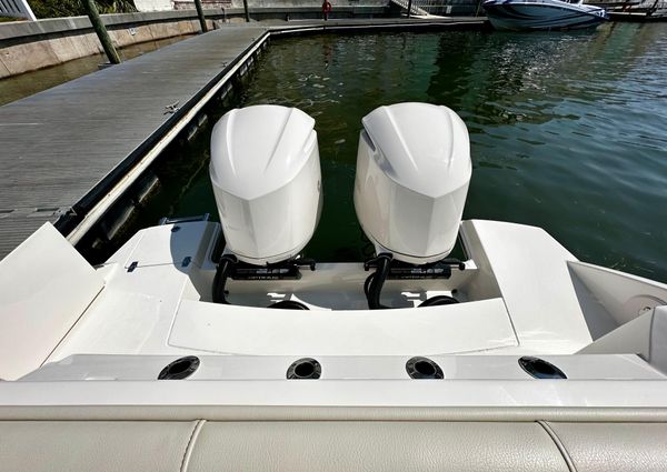 Cobia 330 Dual Console image