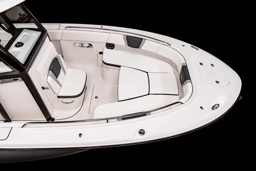 Robalo R250 image