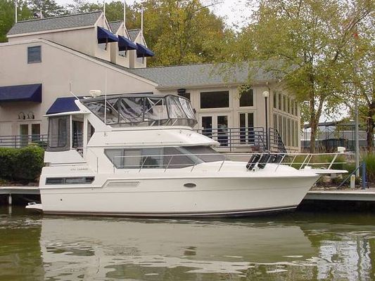 Carver 370 Aft Cabin - main image