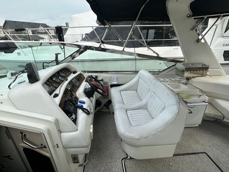 Sea-ray 380-SUN-SPORT image