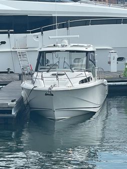 Boston Whaler 325 Conquest image