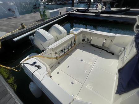 Boston Whaler 325 Conquest image