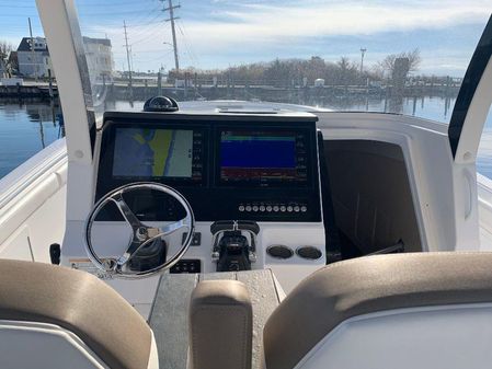 Edgewater 368 center console image