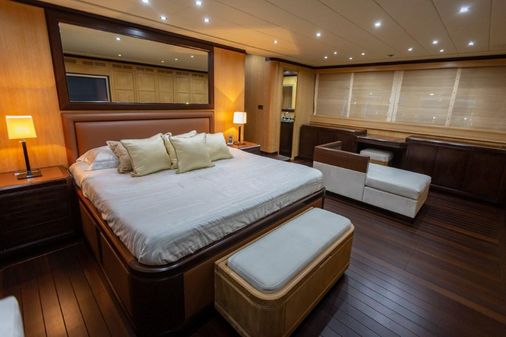 Mangusta 108 image