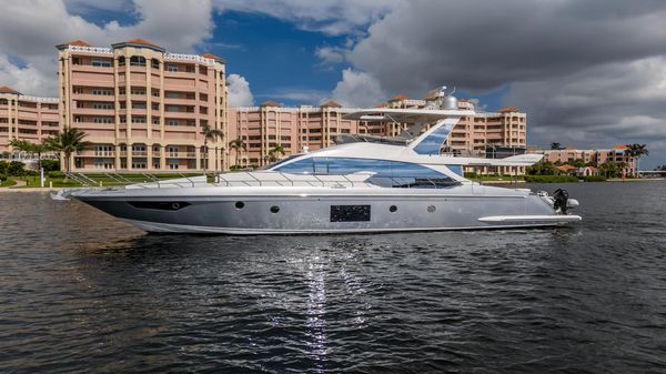 Azimut 66 FLY