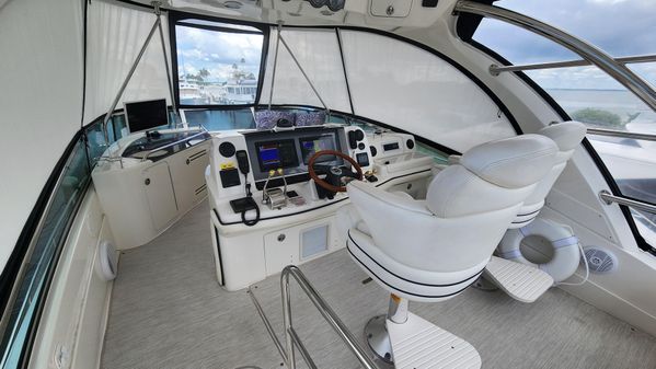 Sea Ray 500 Sedan Bridge image