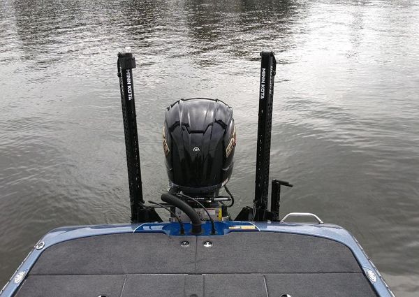 Skeeter ZXR-20 image