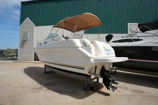 Sea Ray 270 Sundancer image
