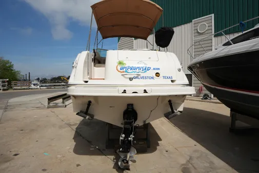 Sea Ray 270 Sundancer image