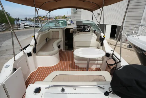 Sea Ray 270 Sundancer image