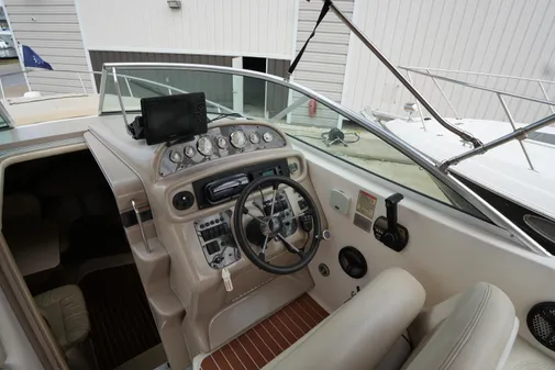 Sea Ray 270 Sundancer image