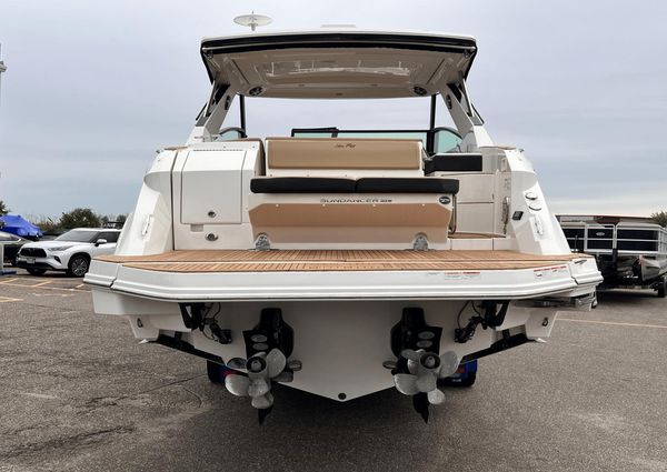 Sea Ray 320 Sundancer image