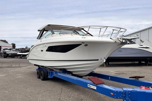 Sea Ray 320 Sundancer image