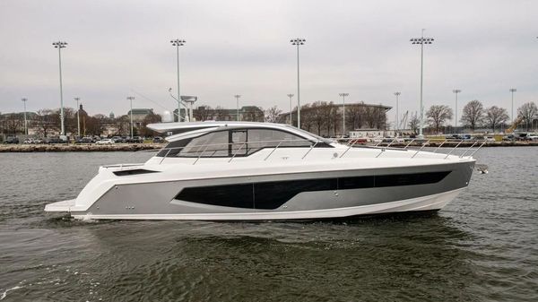 Azimut 51 Atlantis 