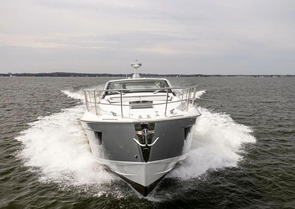 Azimut 51 Atlantis image