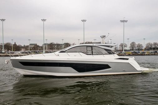 Azimut 51 Atlantis image