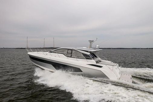 Azimut 51 Atlantis image