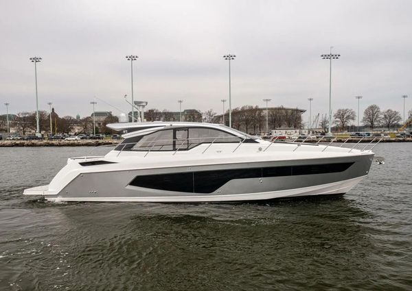 Azimut 51 Atlantis image