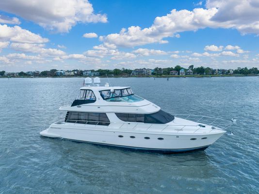 Carver 570 Voyager Pilothouse - main image