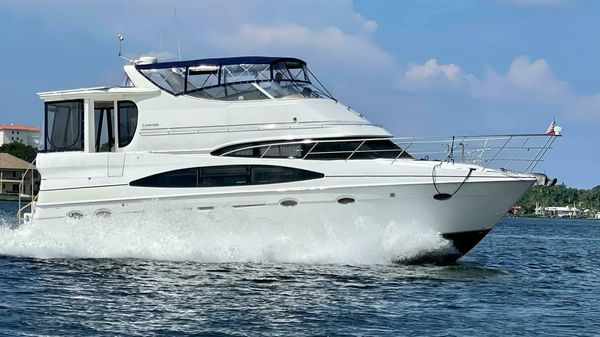 Carver 466 Motor Yacht 