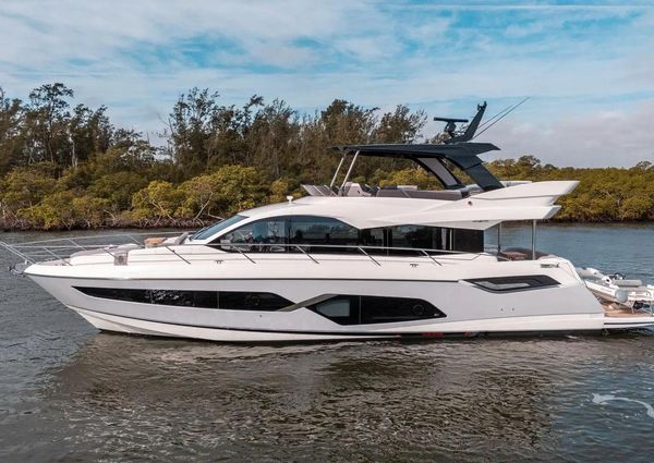 Sunseeker Manhattan 68 image