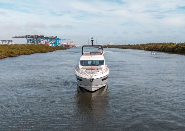 Sunseeker Manhattan 68 image