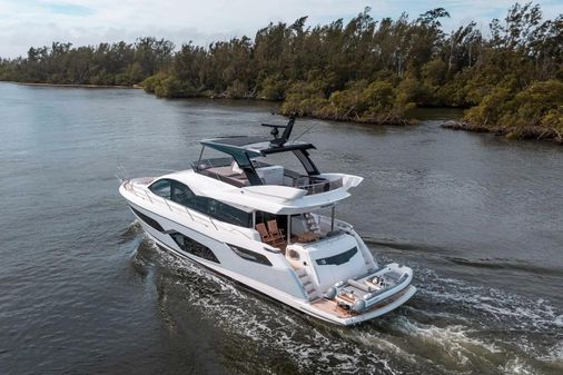 Sunseeker Manhattan 68 image