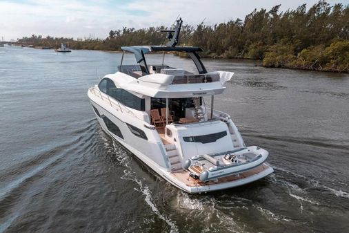 Sunseeker Manhattan 68 image