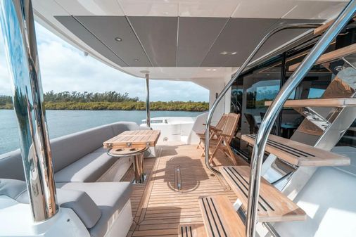 Sunseeker Manhattan 68 image